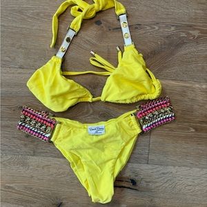 Beach bunny bikini